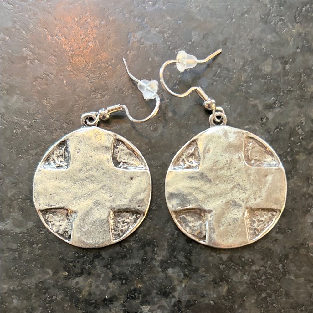 Cross earring w/the lord prayer on the backside